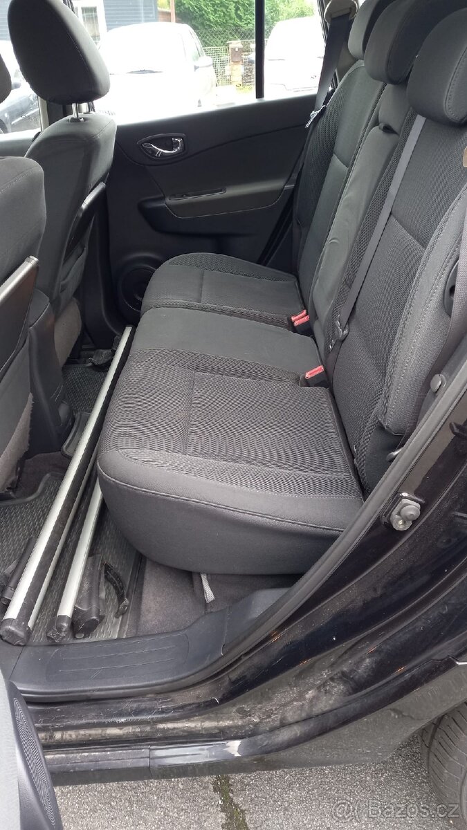 Renault Koleos 2.0 DCI 4x4 110kW - 9