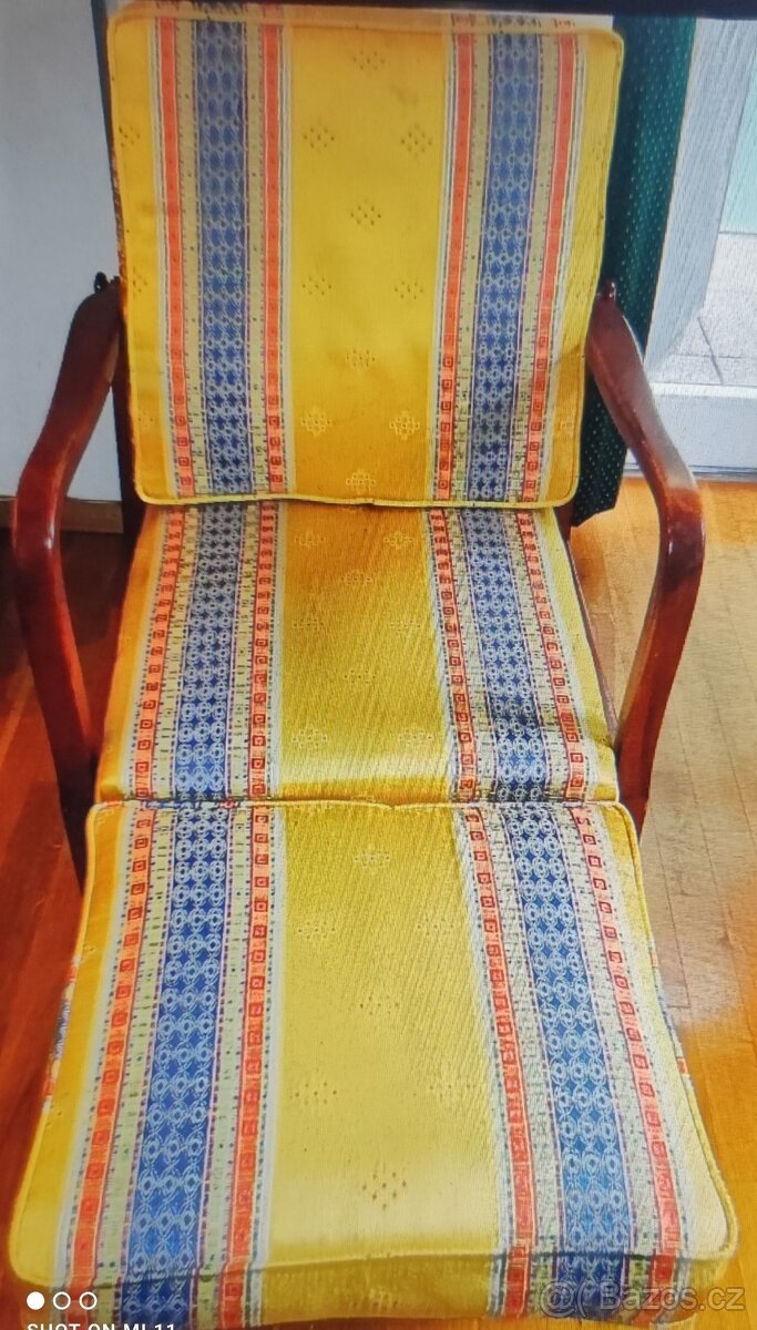 PRODÁM STAROŽITNÉ KŘESLO - 9