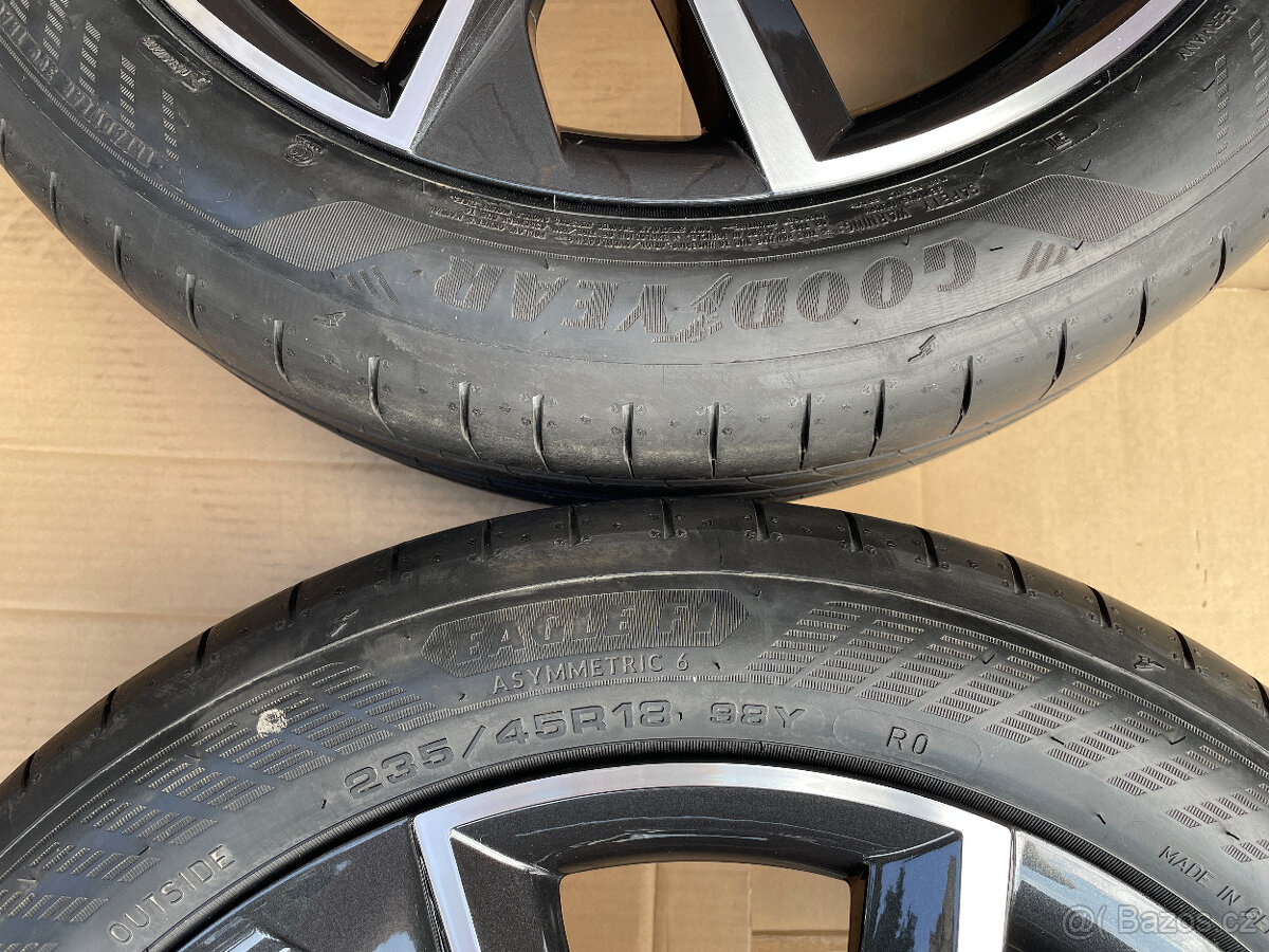 NOVÁ ORIGINÁL R18 SADA ŠKODA SUPERB III 235/45/18 R.V. 2024 - 9