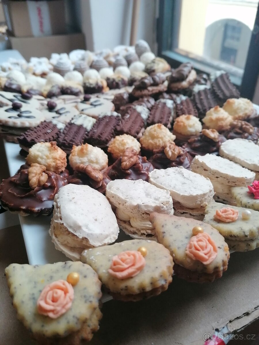 Domácí vánoční cukroví z másla 1 kg 900 - 9