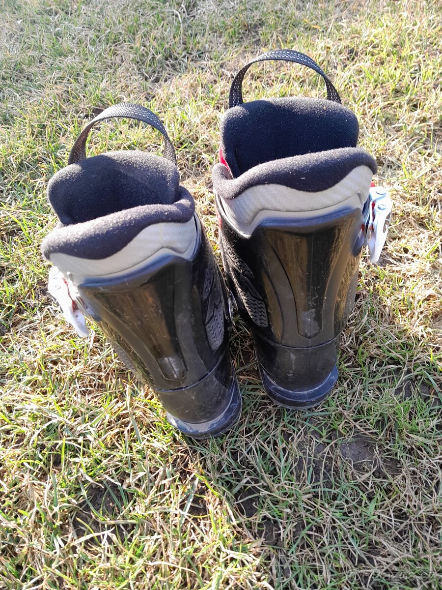 Prodám dětský set lyže Salomon 90 a boty - 9