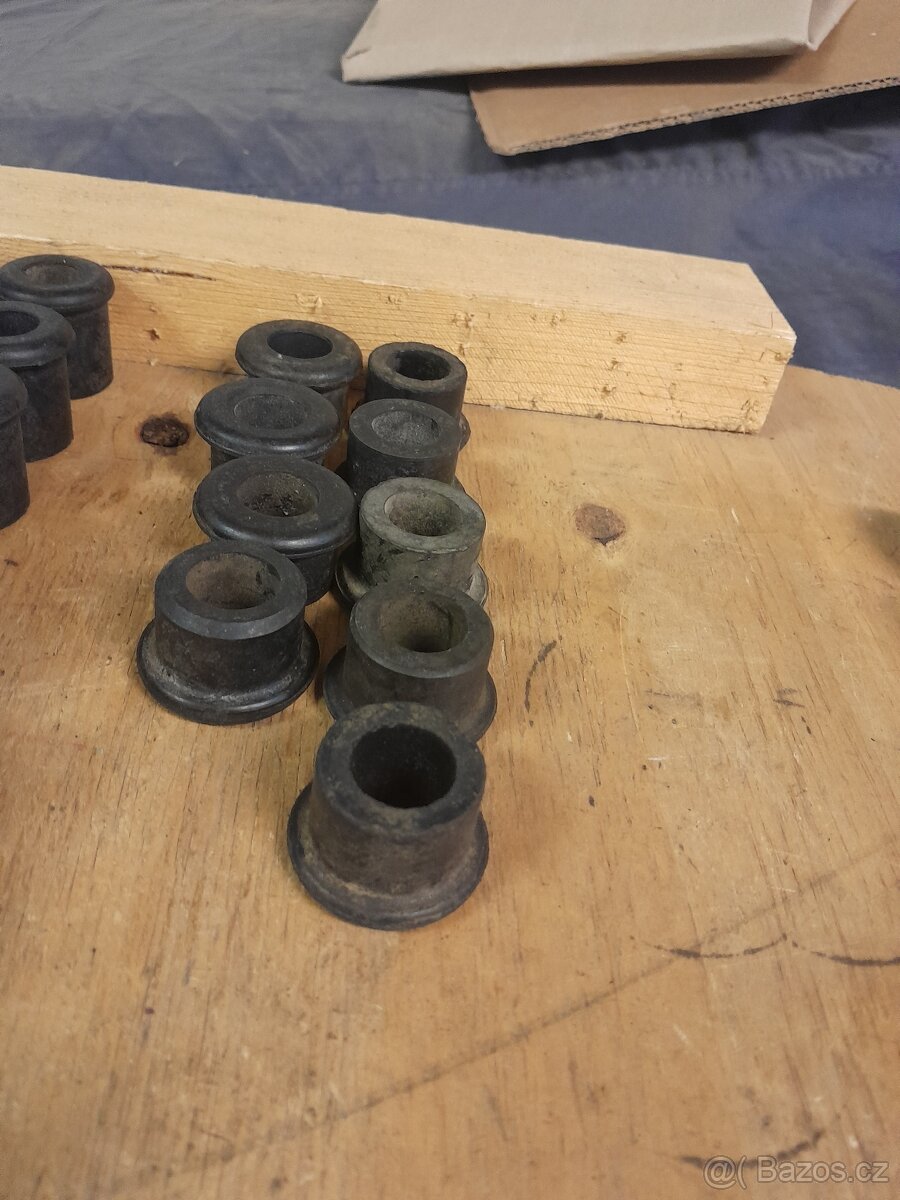 OCTAVIA,FELICIA,SPARTAK - 9