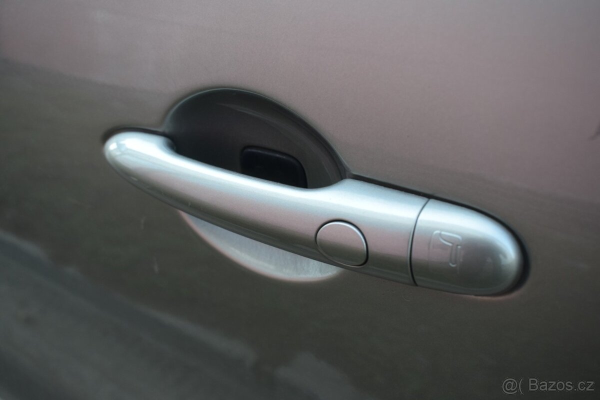 Renault Laguna KUPÉ 3.0DCi INITIALE/KŮŽE/AUT. - 9