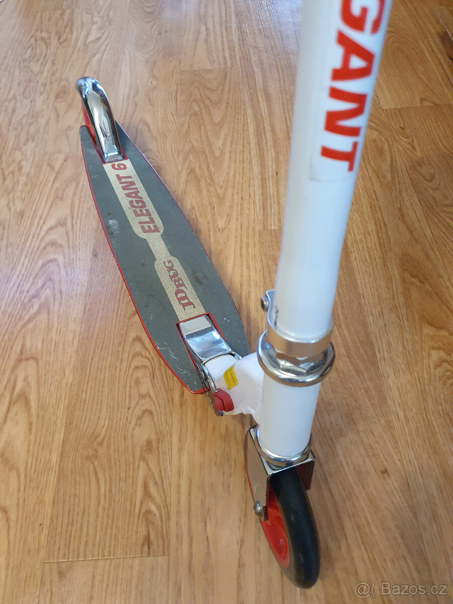 Koloběžka dívčí Scooter Elegant 6 lehká TOP stav - 9