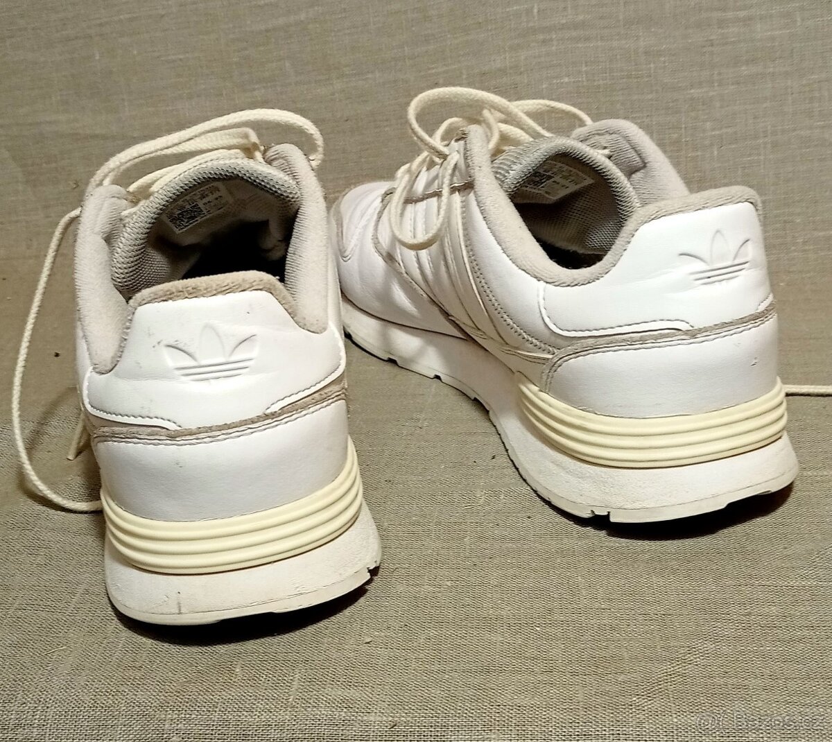 Boty Sneakersy Adidas Trezoid bílé vel 10 - 9