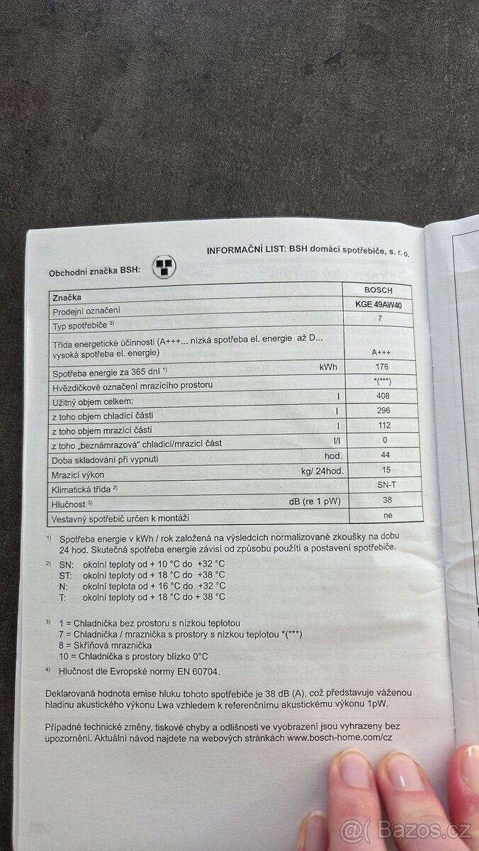 Lednice se samostatným mrazákem Bosch - 9