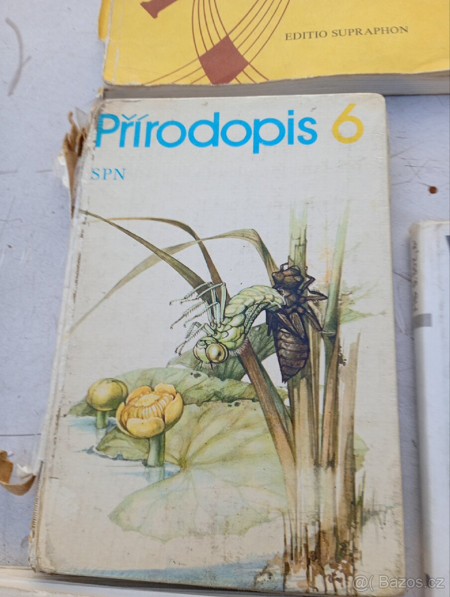 Různé Staré Knihy - 9