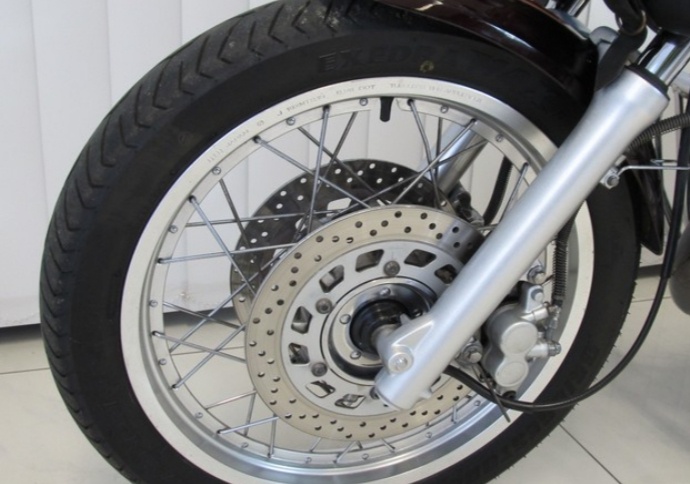 YAMAHA VIRAGO XV 1100 - 9