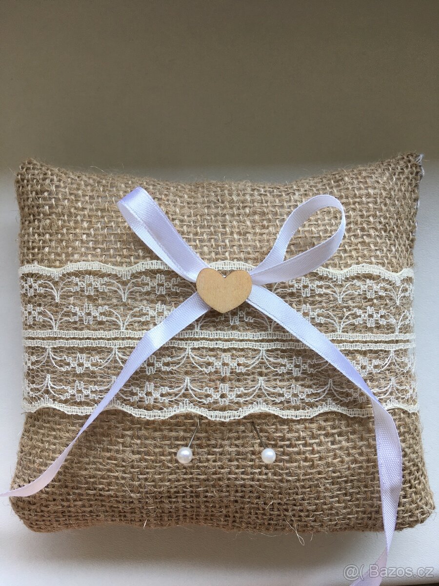 Polštářky na snubní prstýnky - 9