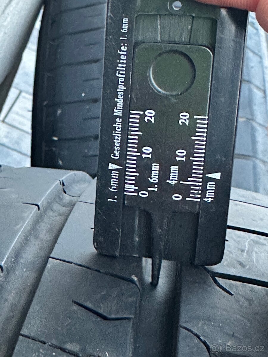 Kola OZ Racing Superturismo WRC R15 - 9