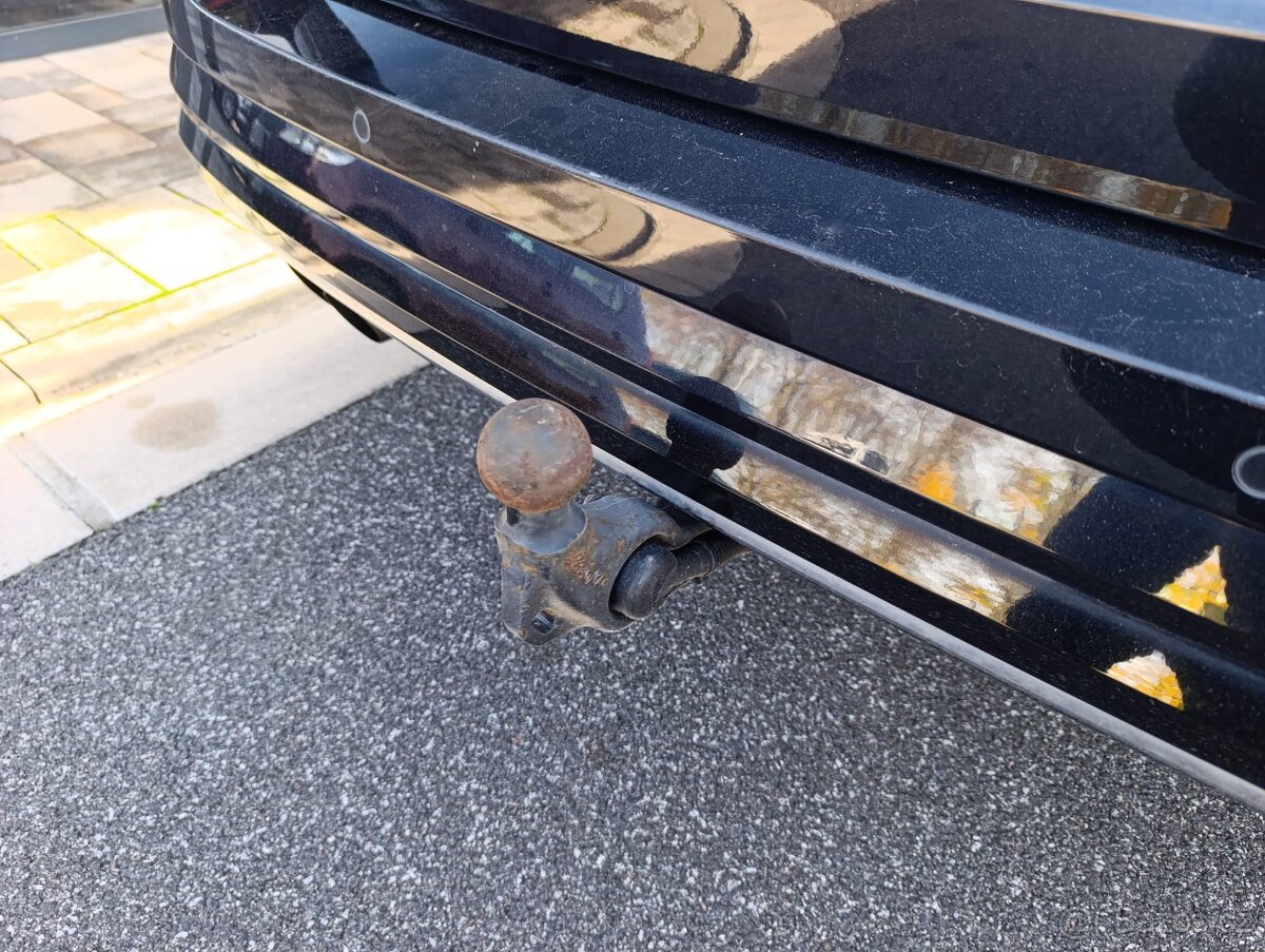 Volkswagen Touran 1.4 TSI R-Line TAŽNÉ ZAŘÍZENÍ - 9