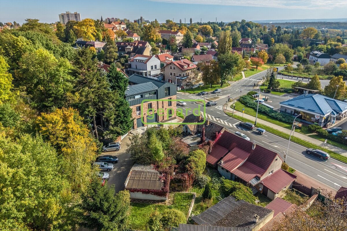 Prodej pozemku s RD, k rekonstrukci, investiční příležitost - 9