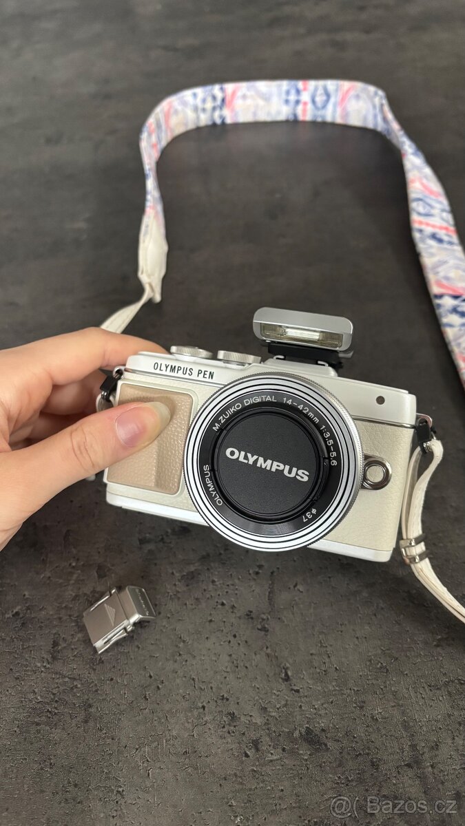 Digitální fotoaparát Olympus Pen Lite E-PL7 - 9