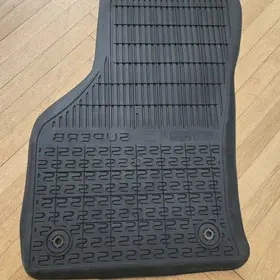 Gumové koberečky Škoda SUPERB originál - 9