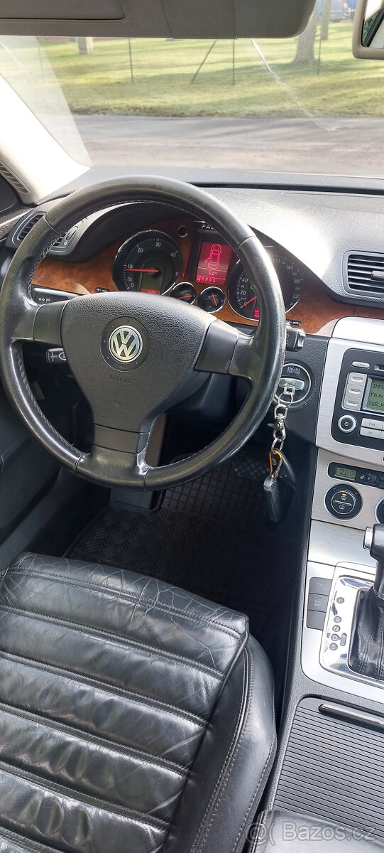 Volkswagen Passat 2.0TDi 125kW Highline - 9