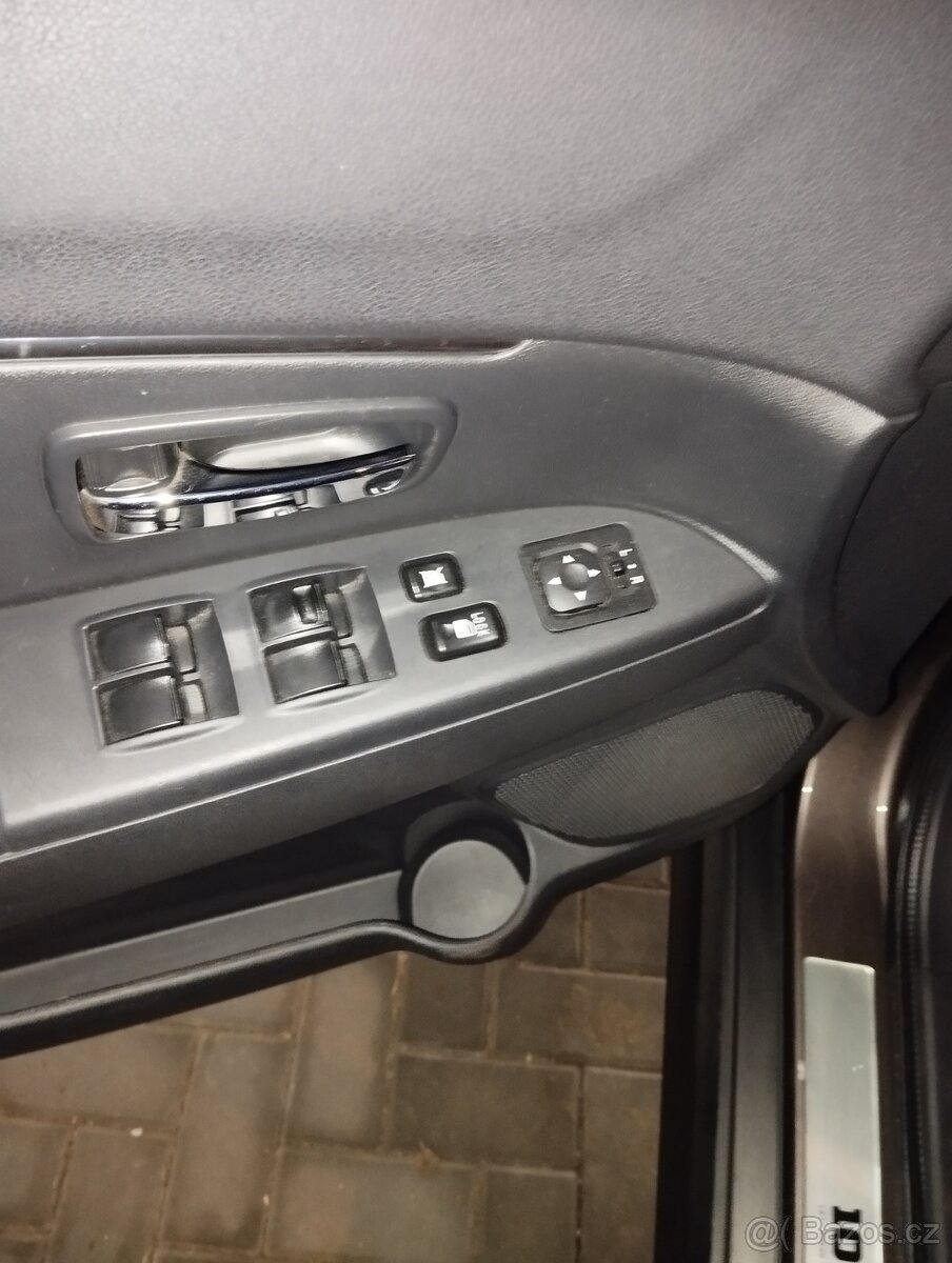 Mitsubishi Asx LPG - 9