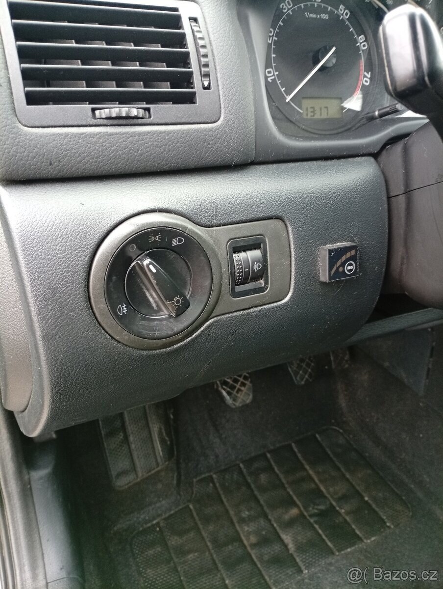 Škoda Octavia 1, 2009 benzín + LPG 1.6 MPI - 9