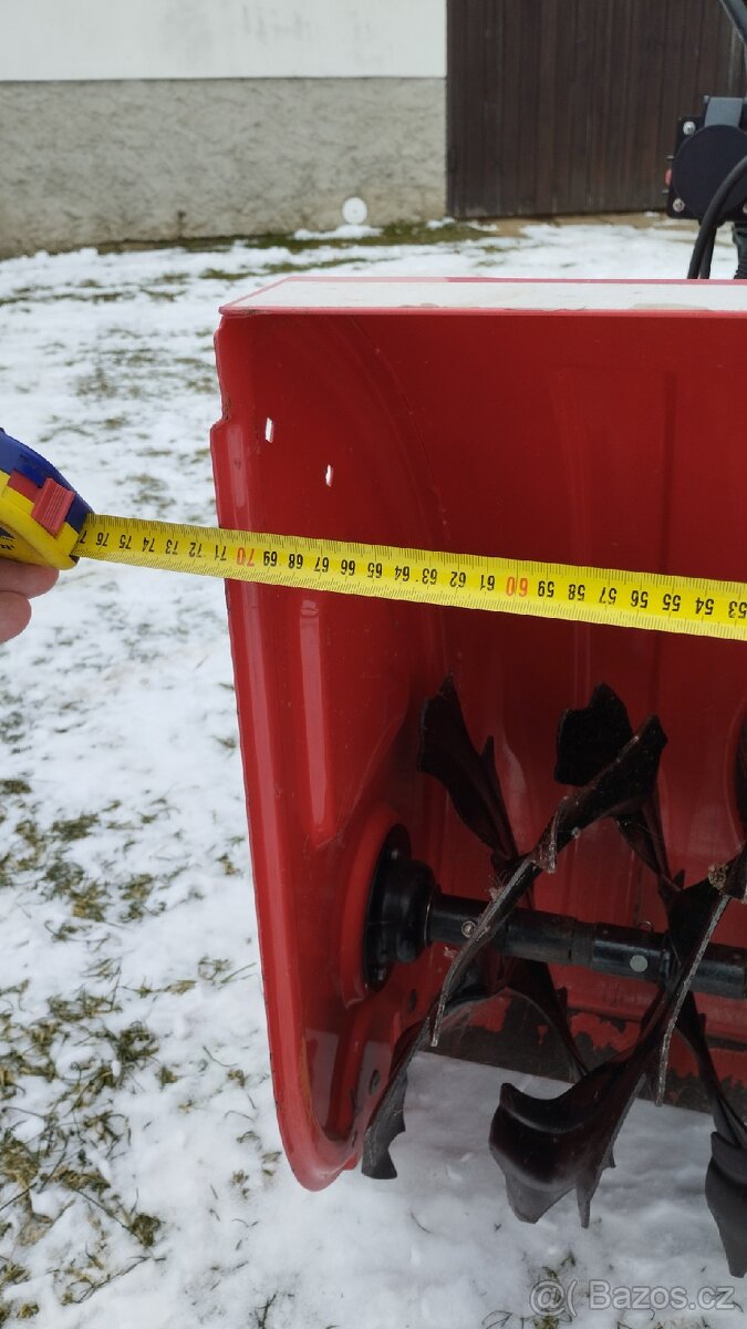 Sněhová fréza. - 9