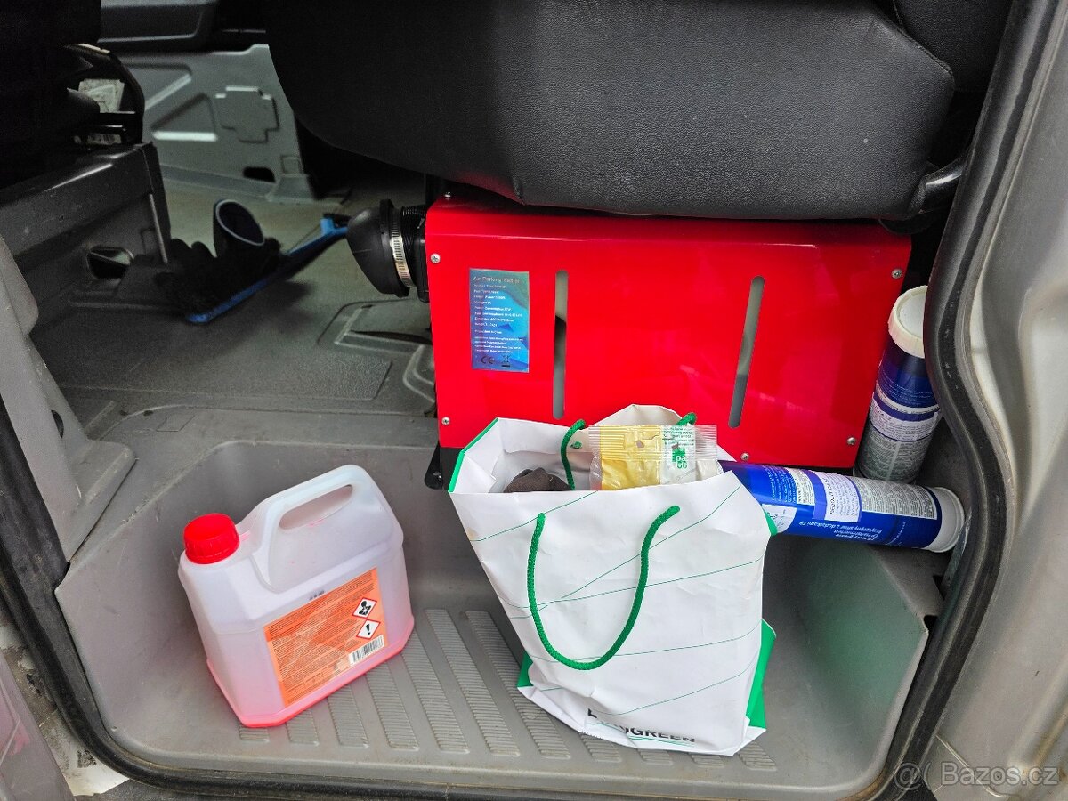 Minitahač MB Sprinter + podvalník Veldhuizen P37-5 - 9