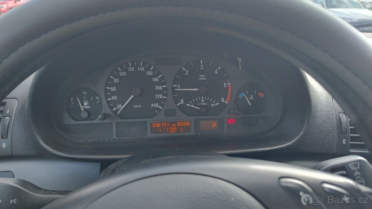 BMW 320d e46 2.0 110kw Touring KOMBI facelift - 9