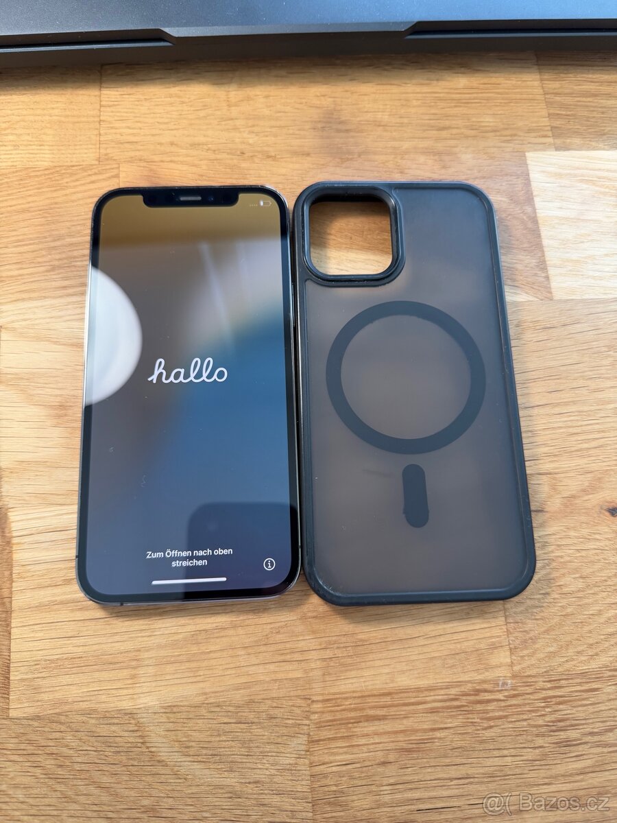 Apple iPhone 12 Pro 128GB (Graphite) - 9