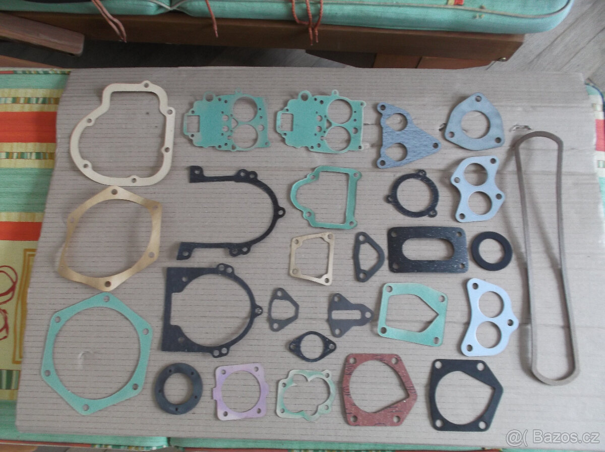 ŠKODA 120-FELICIE SEDADLA-TĚSNĚNÍ-NÁHRADNÍ DÍLY A KAPOTY - 9