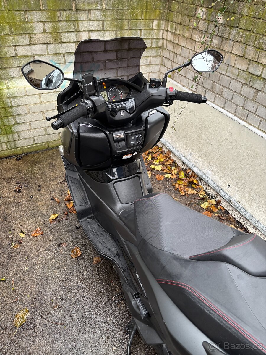 suzuki burgman 400 2018 - 9