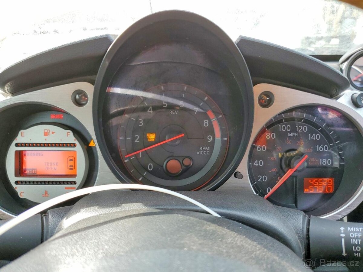 NISSAN 370Z BASE 2018 - 9