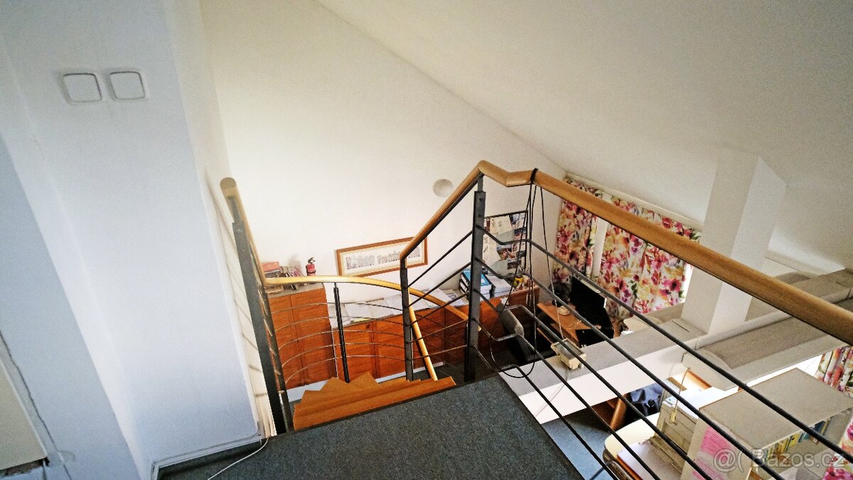 Prodej budovy 537 m2, Znojmo-centrum - 9