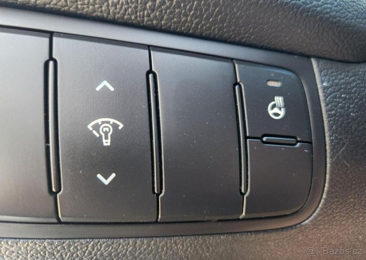 Kia Cee´d 1.6-GT-PANORAMA-KLIMA-NAVI - 9