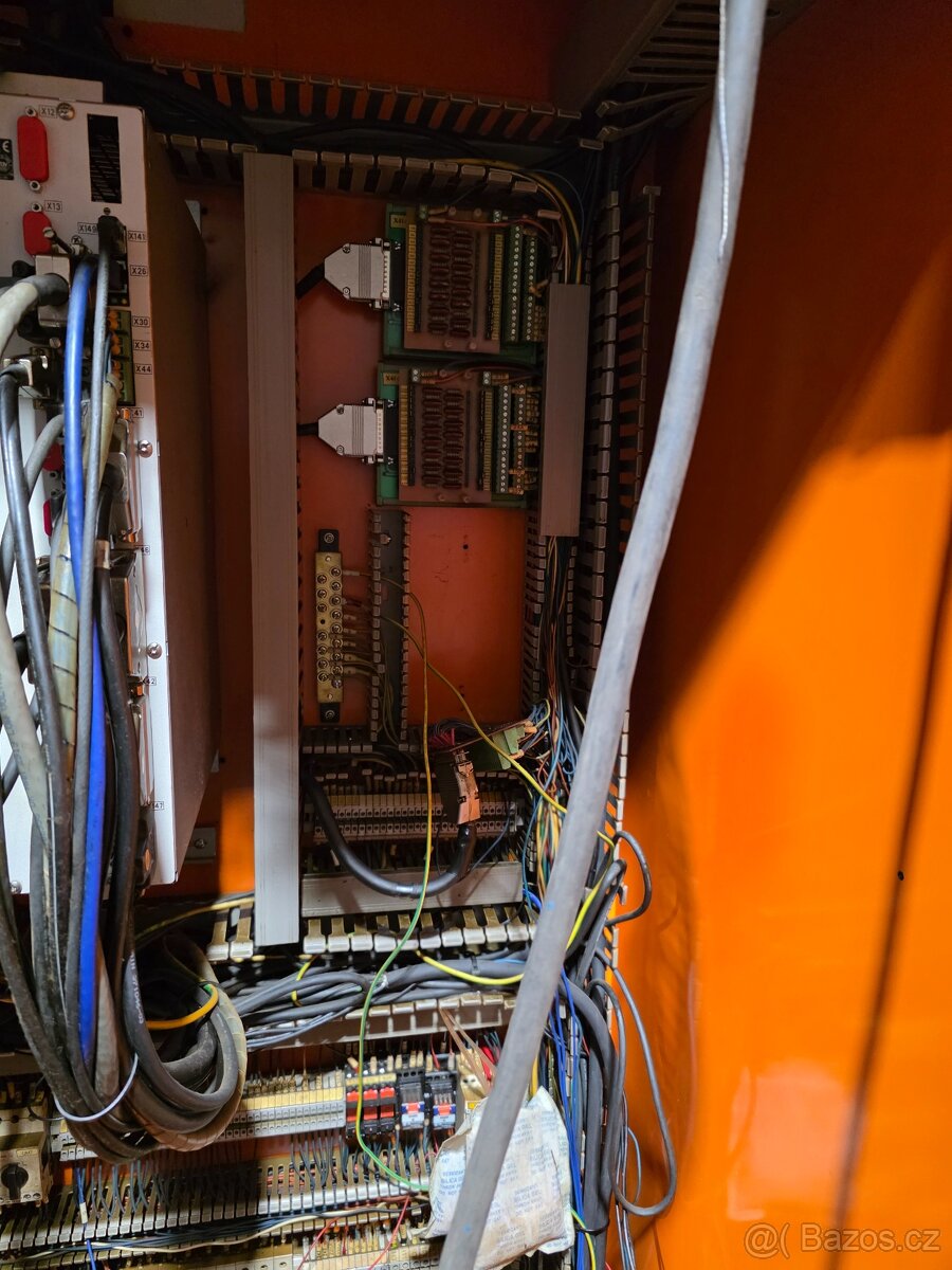 Prodám centrum CNC Pinnacle 810 VMC 2005 - 9