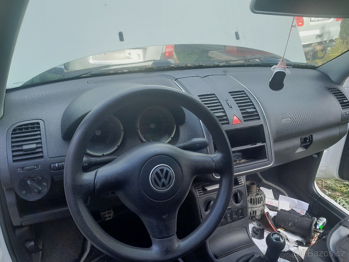 Volkswagen Polo classic 1.6i 55.KW r.v.2000 ALM - pouze díly - 9