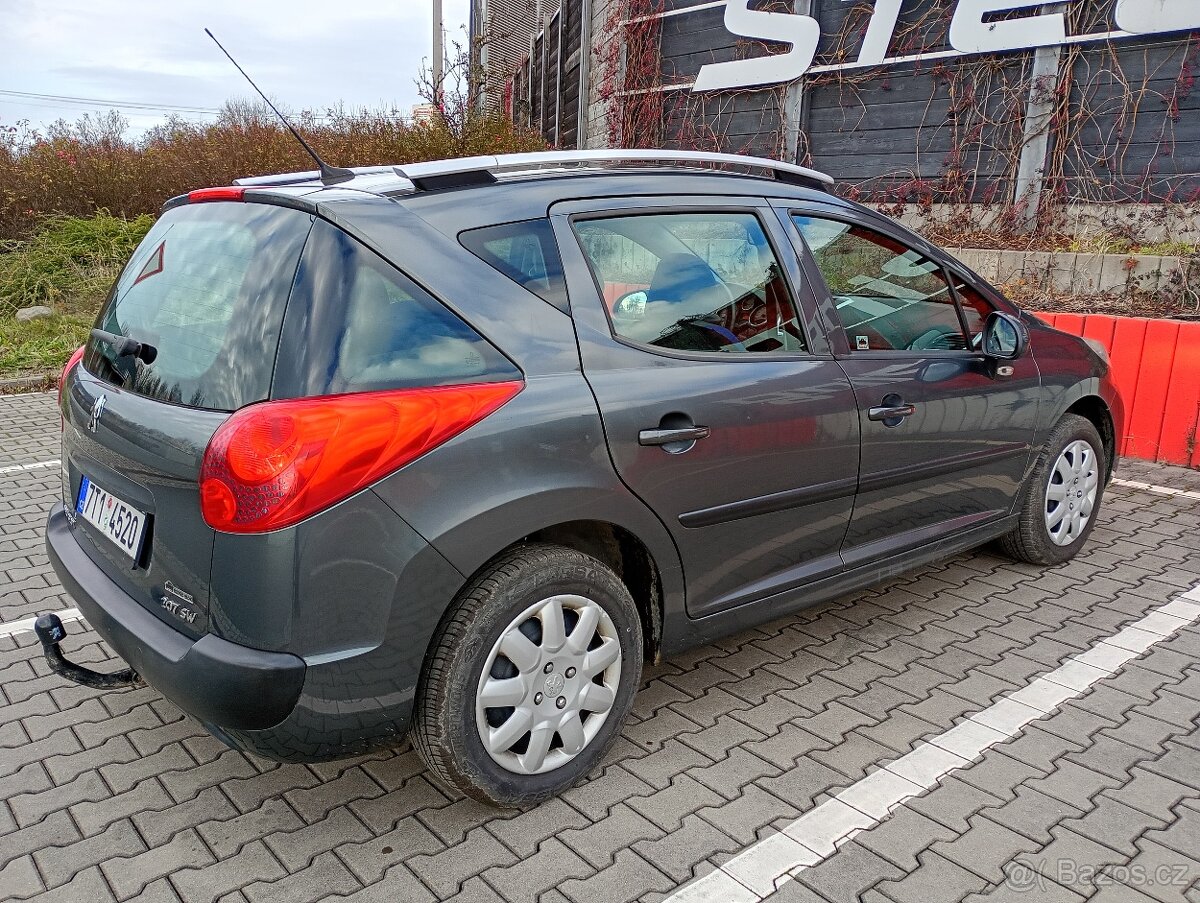 Peugeot 207 SW - 9