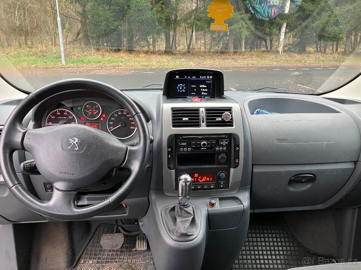 Peugeot Expert Tepee - 9