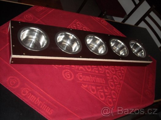 Misky a stojan pro štěňátka. - 9