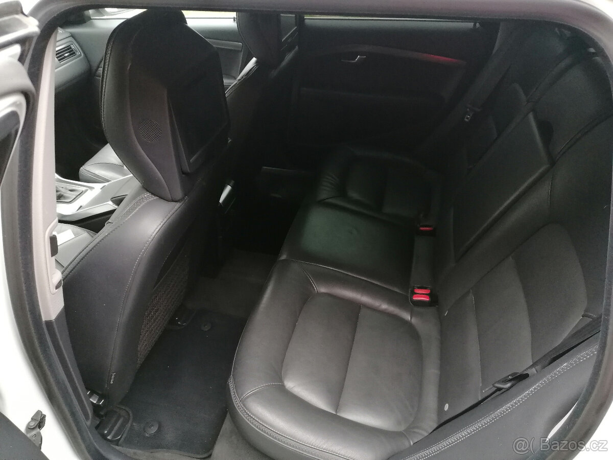 Volvo XC 70 2,4 D4 AWD - 9