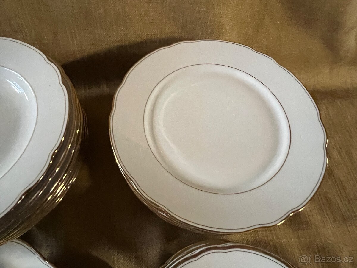 Jídelní set - 9