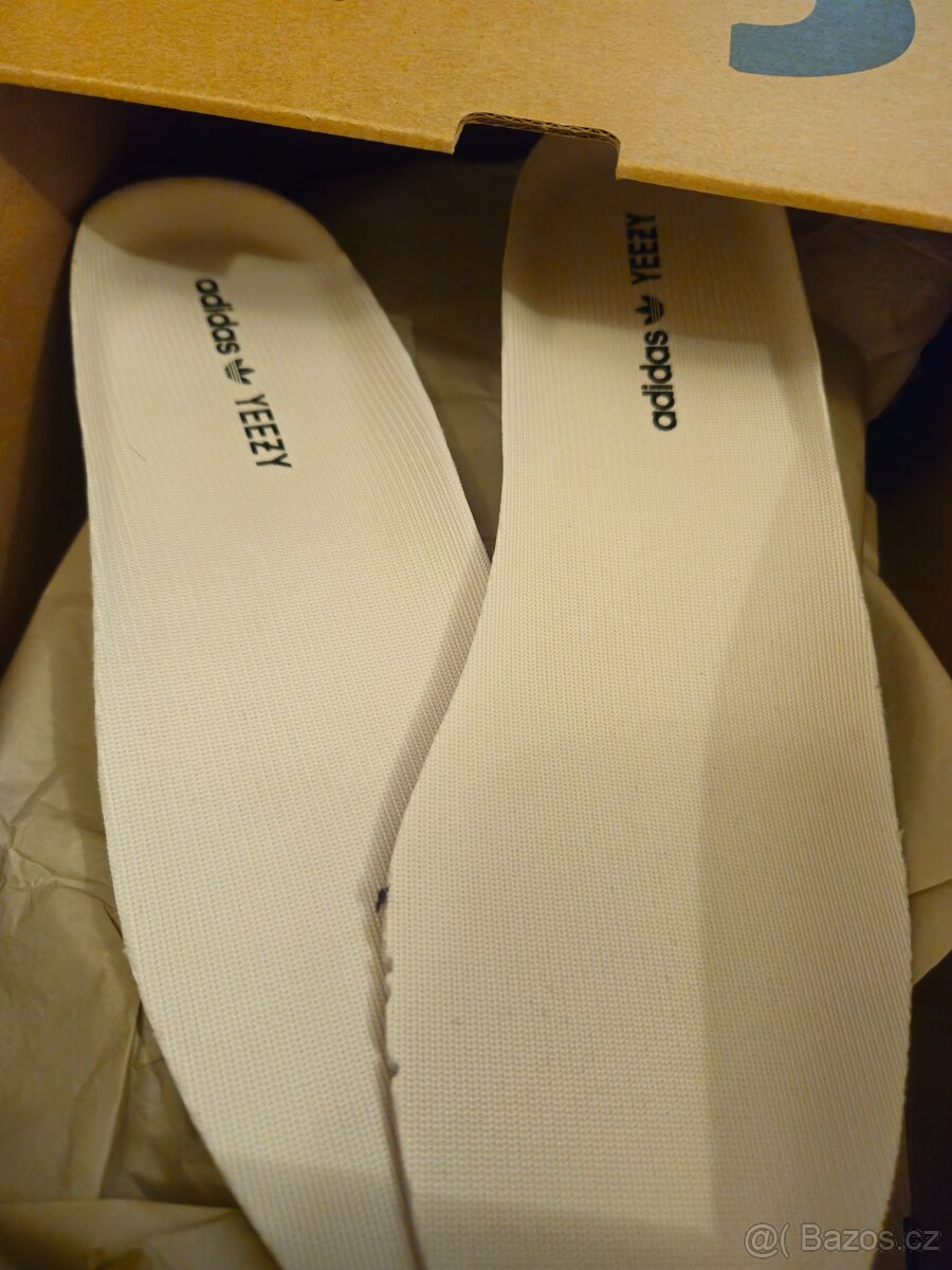 Adidas Yeezy 350 v2 Cream Triple White - 9