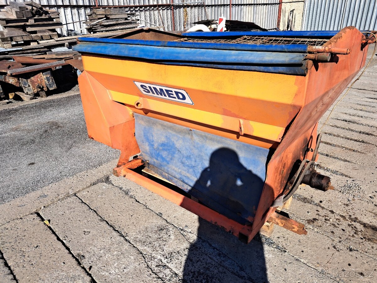 Sypač SIMED SVS 1.0E - 9