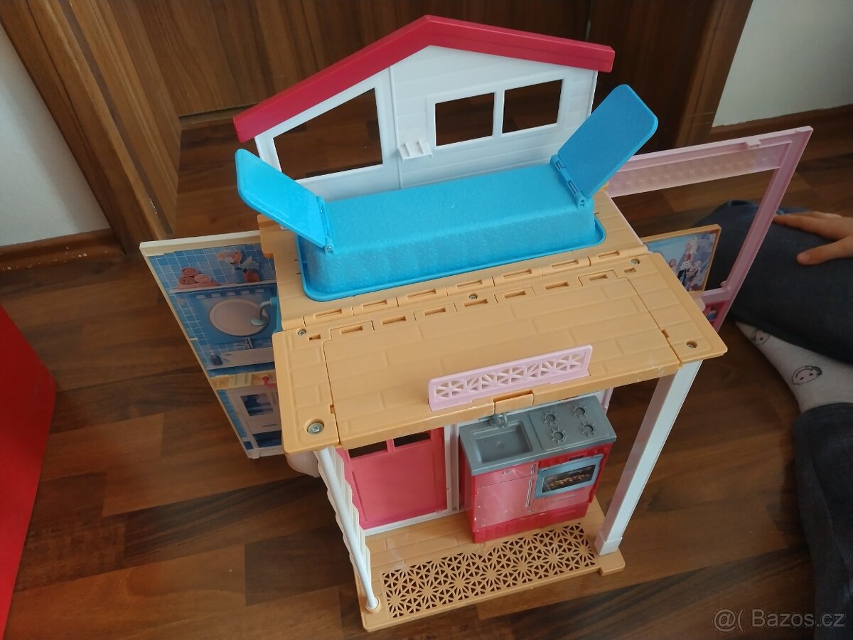 Dům pro Barbie +auto - 9