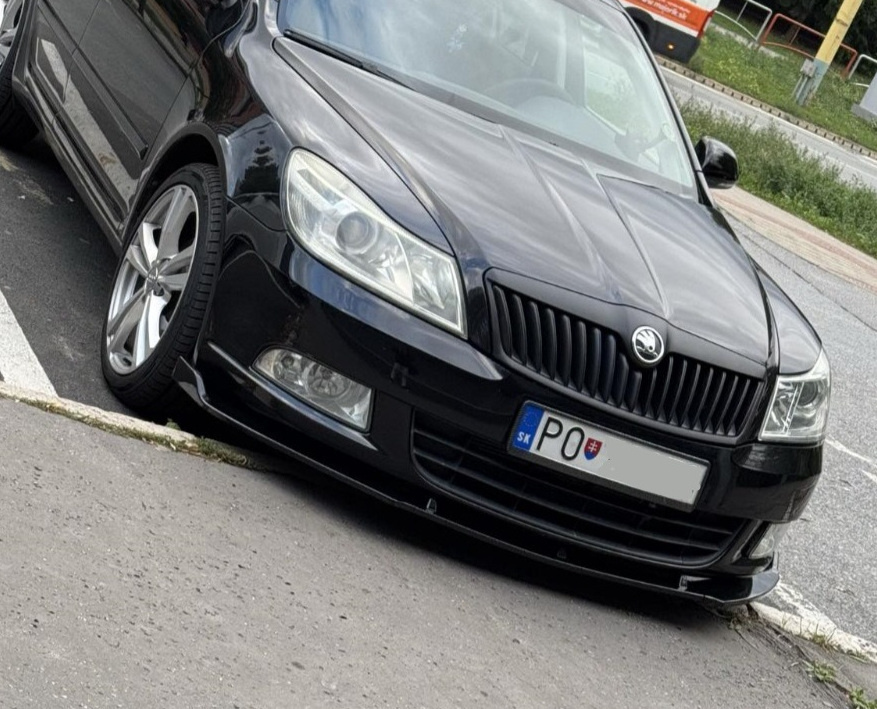 SKODA OCTAVIA SPOJLER LIPKO SPLITER POD PREDNY NARAZNIK - 9
