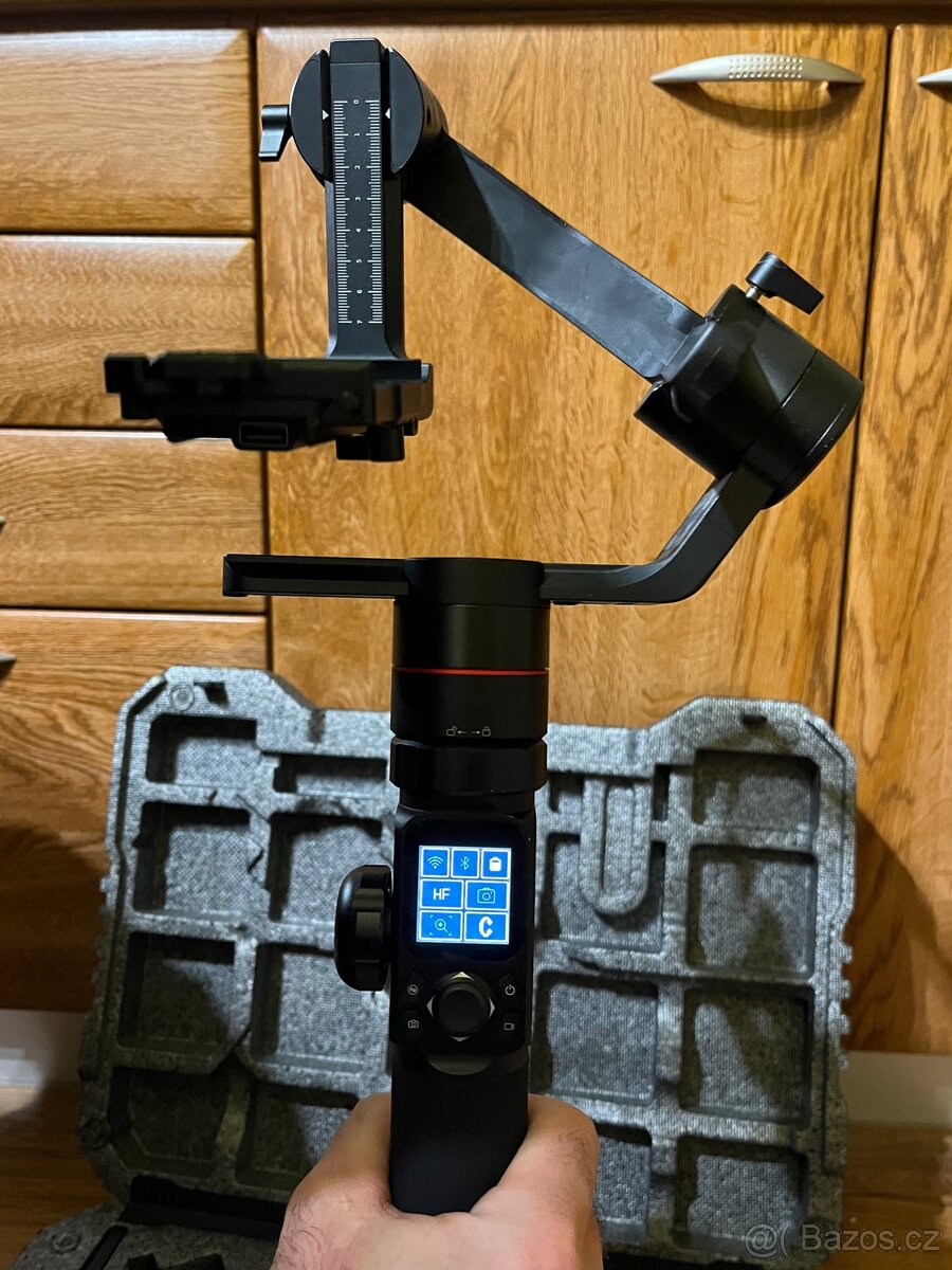 Feiyu Tech AK4000 - 9