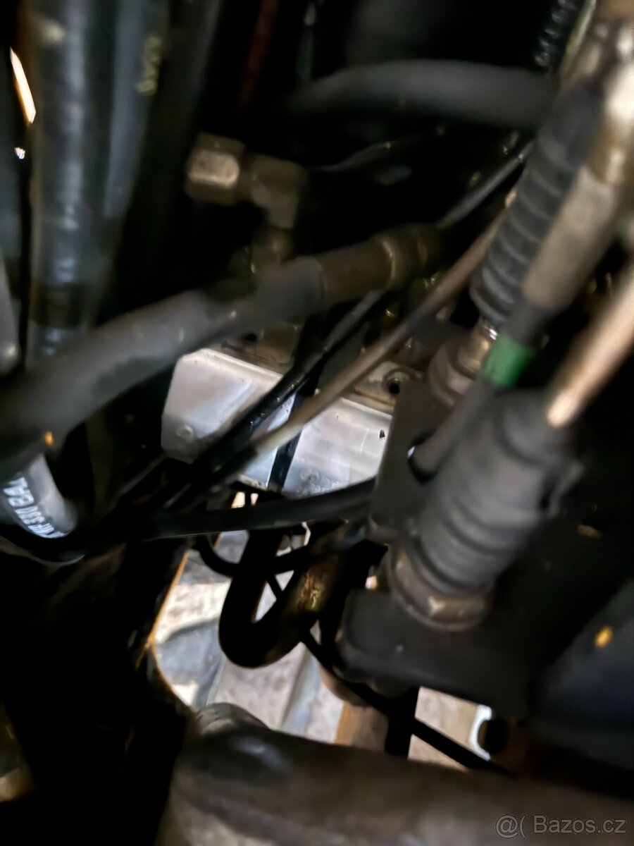 Minibagr Komatsu PC27 3x lzice - 9