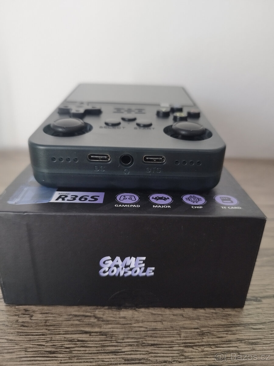 Handheld konzole R36S (verze ArkOS 2.0) +21000 her mix barev - 9