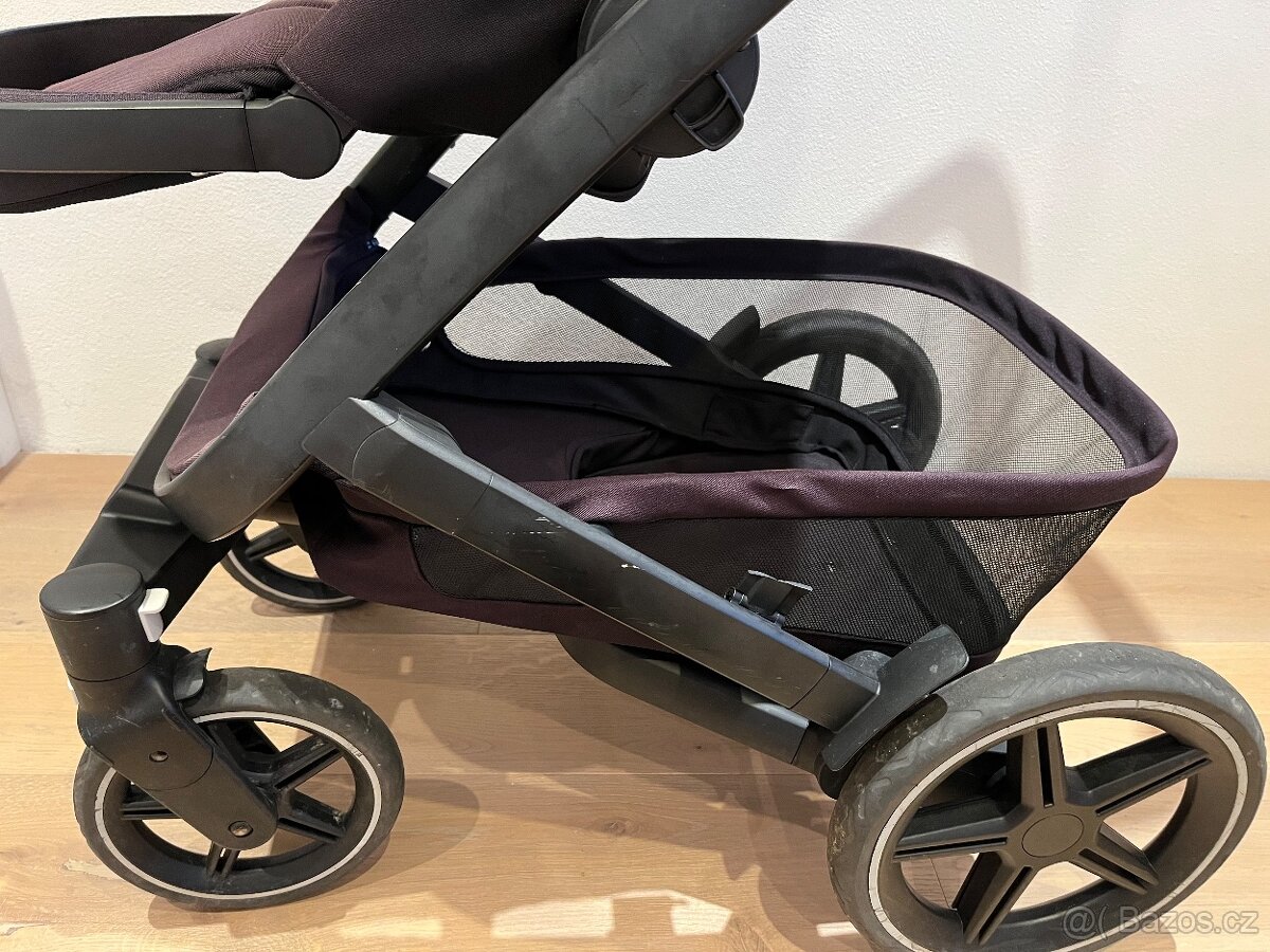 Joolz Geo 3 Space Black - 9