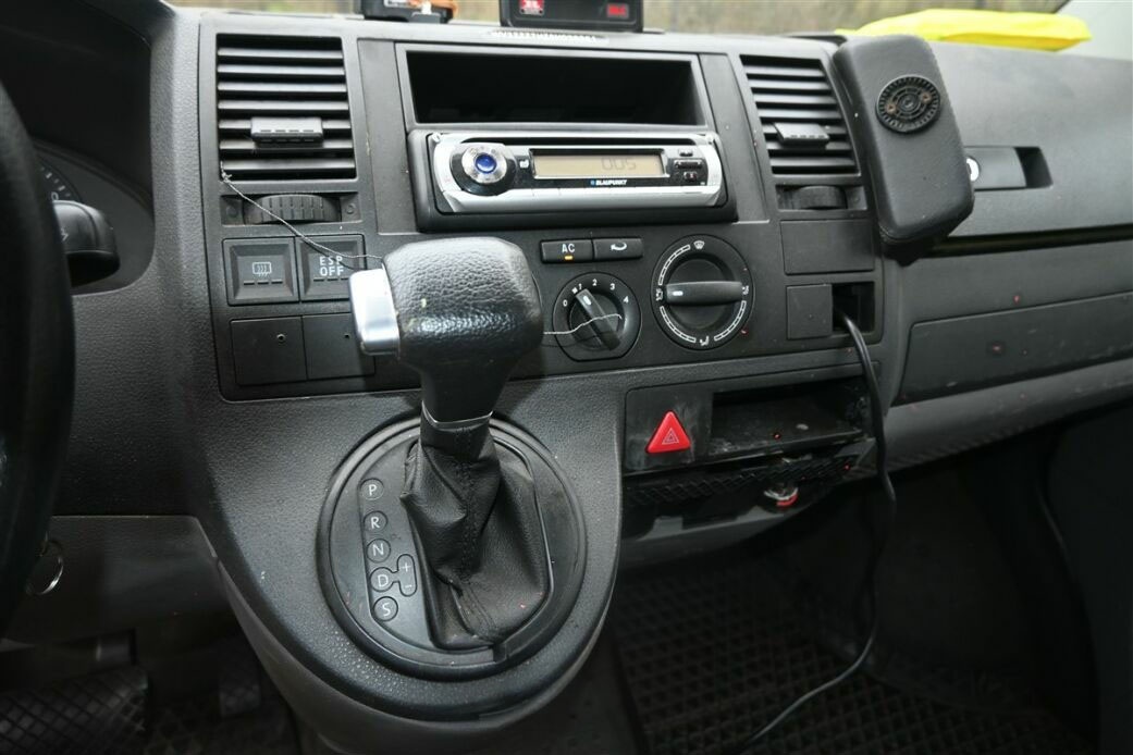 prodáme VW Transporter TDI - 9