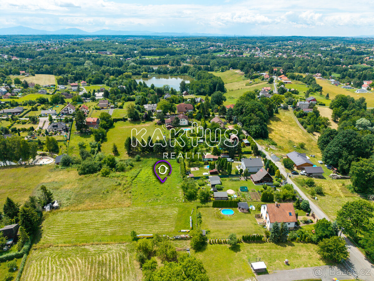 Prodej stavebního pozemku 1877m², ulice Akátová, Poruba u Or - 9