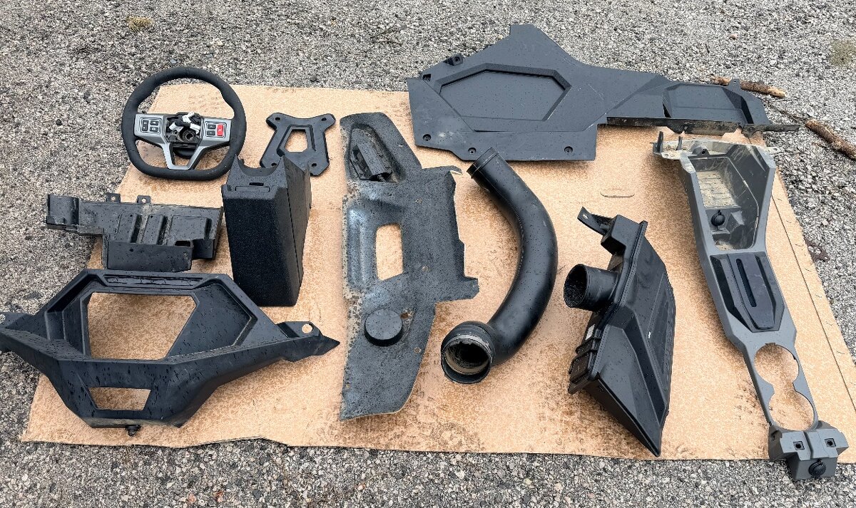 POLARIS RZR PRO R ULTIMATE 2.0 DIELY - 9