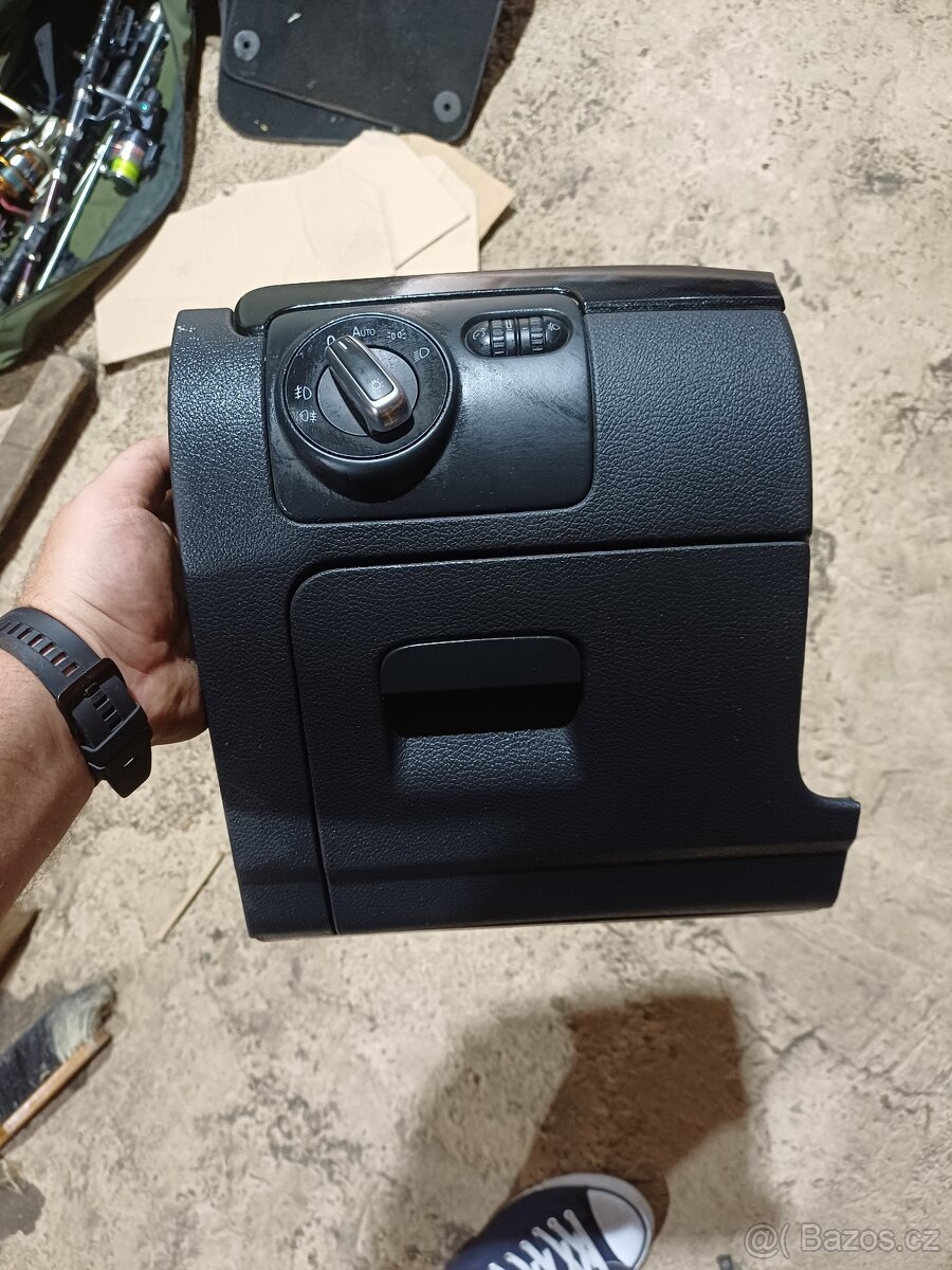 Mix dílů skoda vw 4 - 9