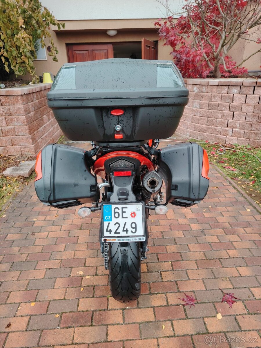 Triumph Tiger 1050 - 9